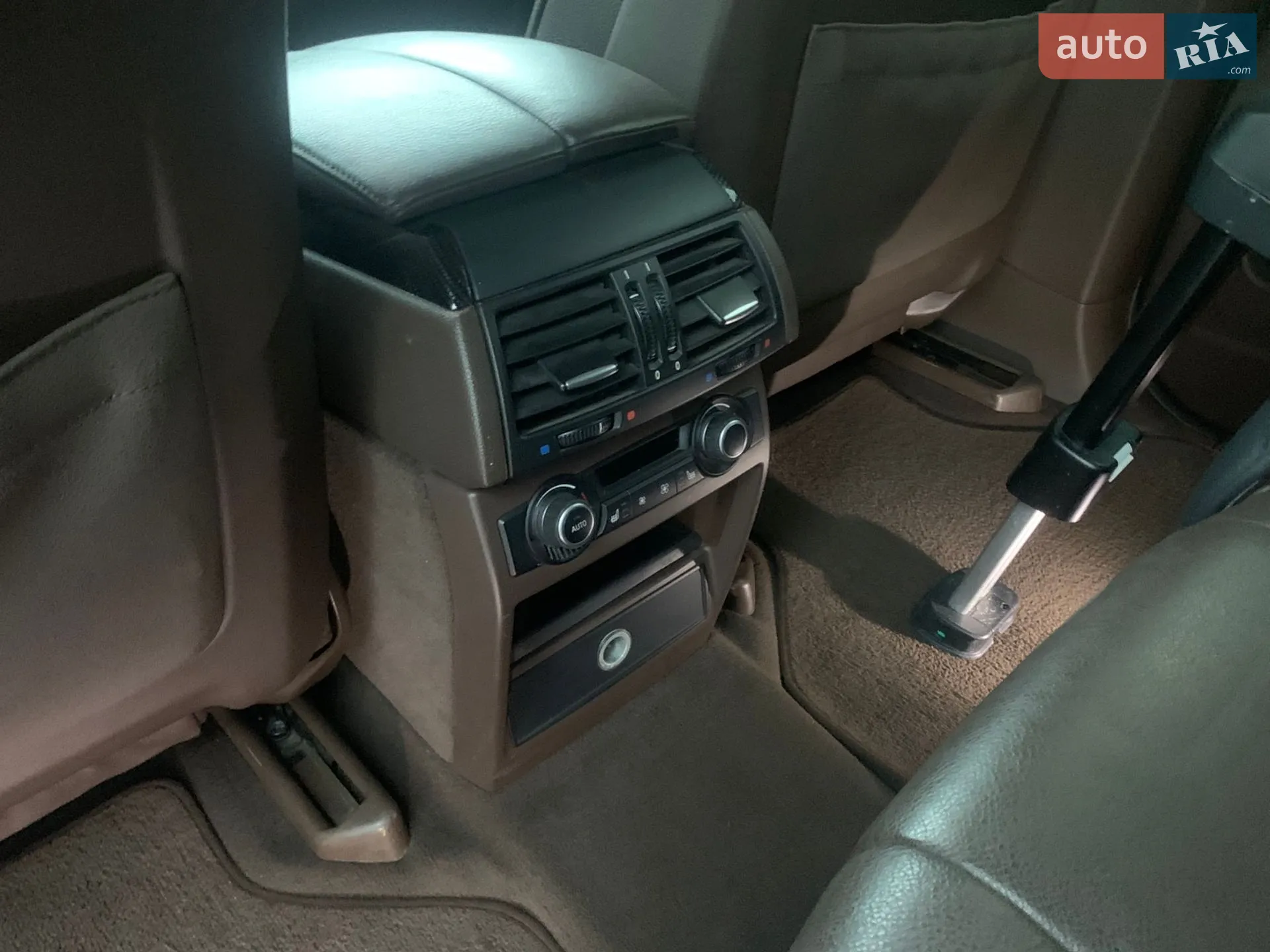 2010 BMW X5 - мініатюра 30