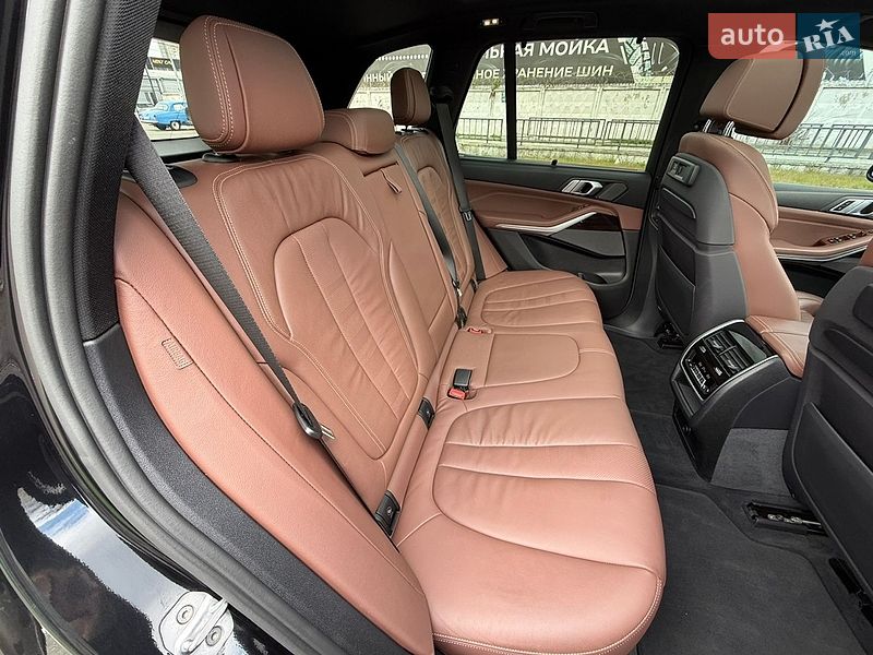 Внедорожник / Кроссовер BMW X5 2018 в Киеве