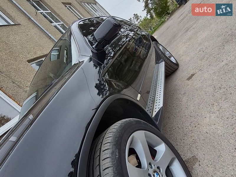 Внедорожник / Кроссовер BMW X5 2002 в Кременце
