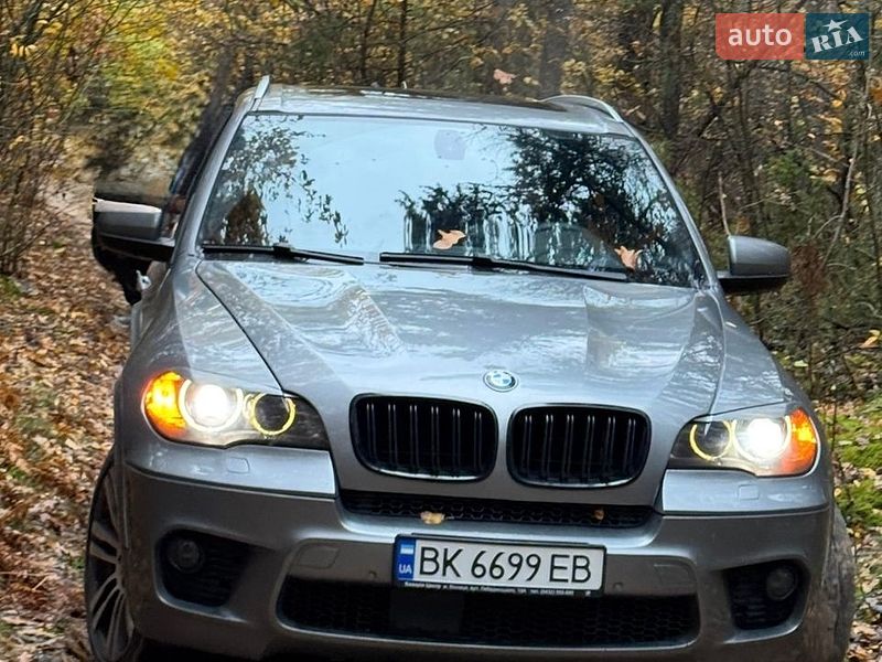Внедорожник / Кроссовер BMW X5 2012 в Ровно