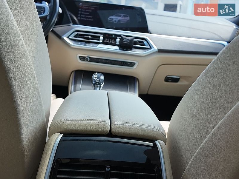 Внедорожник / Кроссовер BMW X5 2022 в Одессе