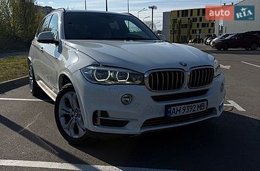 Позашляховик / Кросовер BMW X5 2013 в Києві