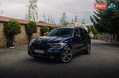 Внедорожник / Кроссовер BMW X5 2019 в Черновцах