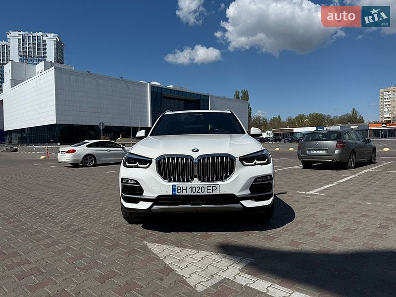 BMW X5 2019