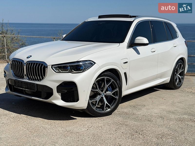 Внедорожник / Кроссовер BMW X5 2022 в Одессе