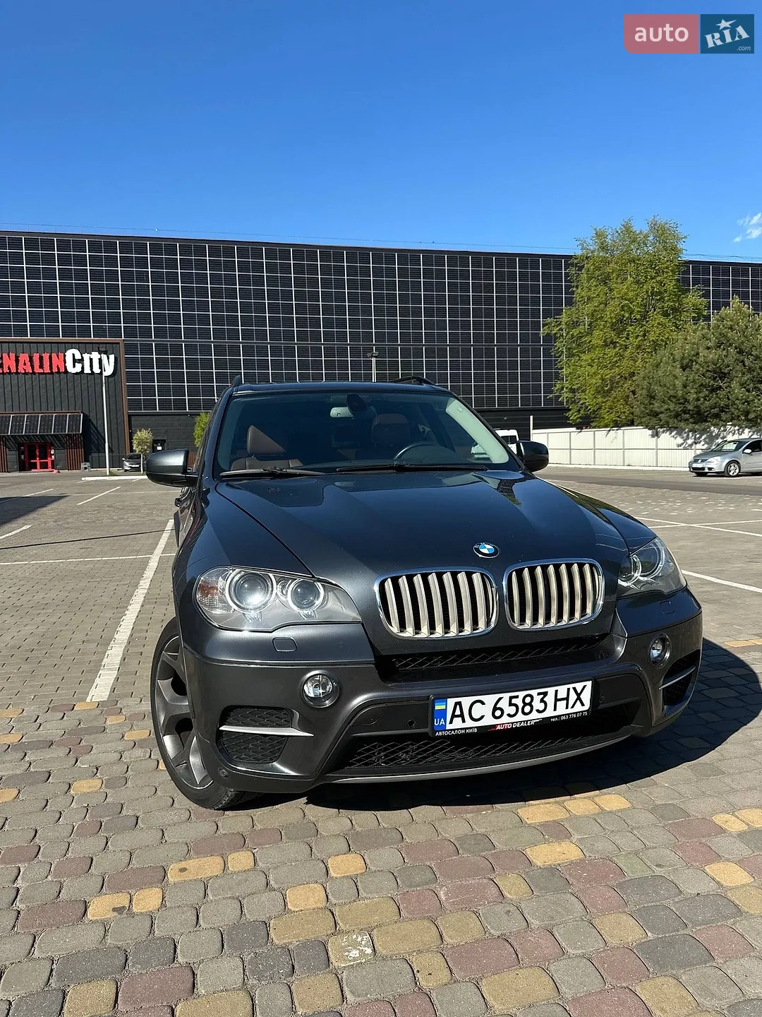2011 BMW X5 - мініатюра 21