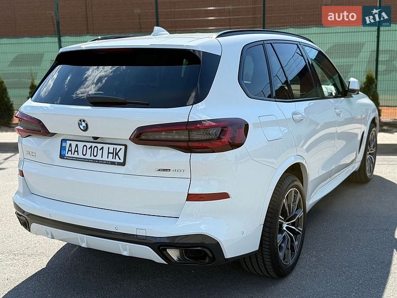 Внедорожник / Кроссовер BMW X5 2022 в Киеве