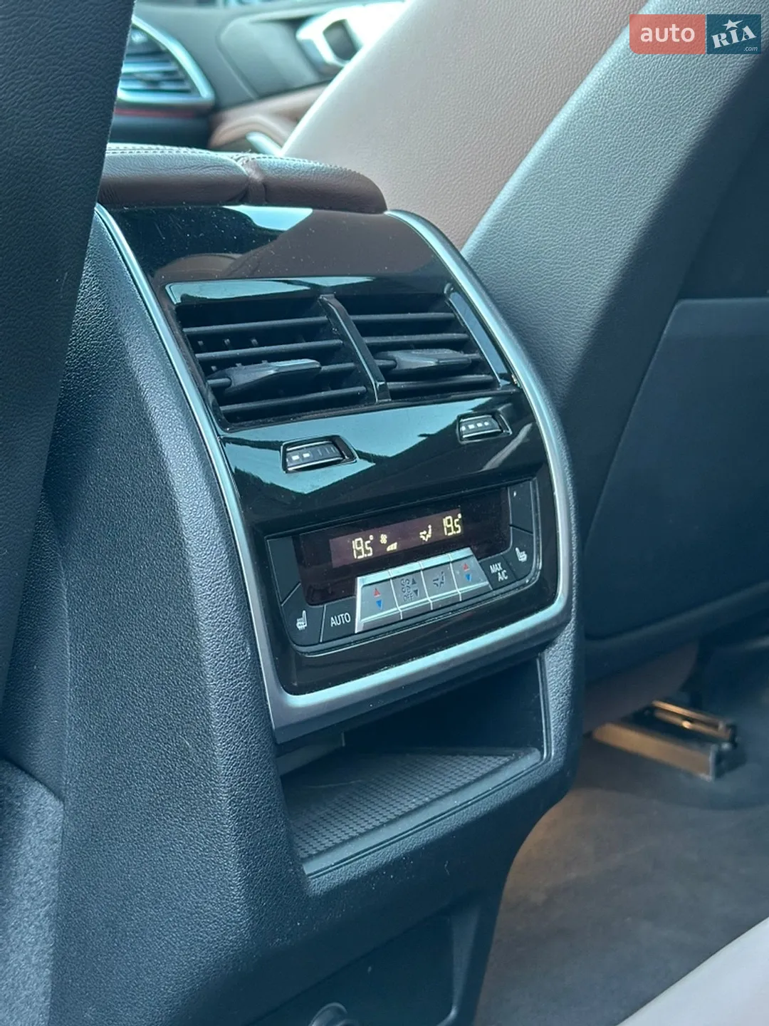 2022 BMW X5 - мініатюра 27