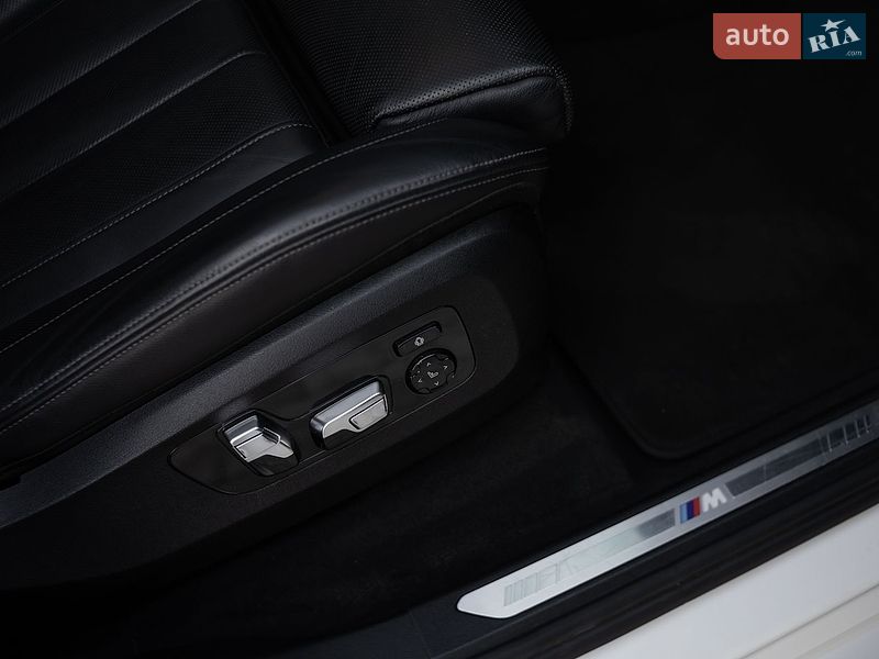 Внедорожник / Кроссовер BMW X5 2019 в Киеве