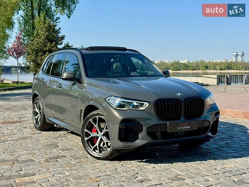 Внедорожник / Кроссовер BMW X5 2022 в Киеве