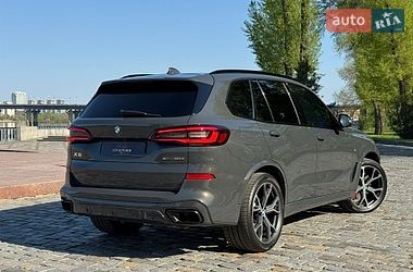 Внедорожник / Кроссовер BMW X5 2022 в Киеве