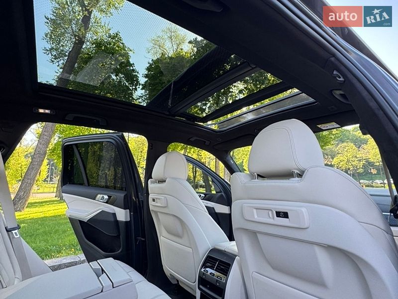 Внедорожник / Кроссовер BMW X5 2022 в Киеве