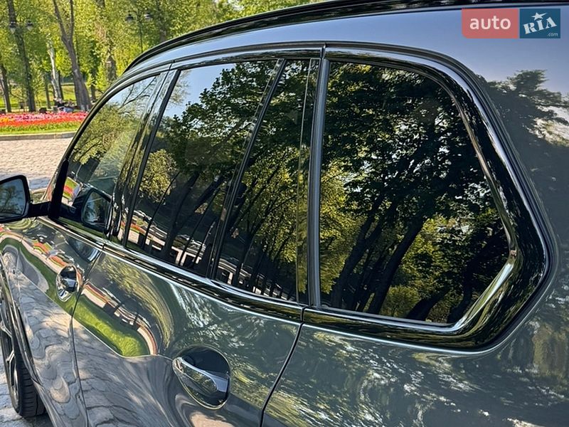Внедорожник / Кроссовер BMW X5 2022 в Киеве