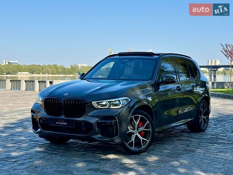 Внедорожник / Кроссовер BMW X5 2022 в Киеве