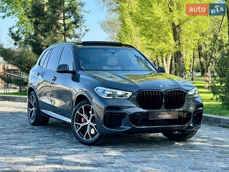 Внедорожник / Кроссовер BMW X5 2022 в Киеве