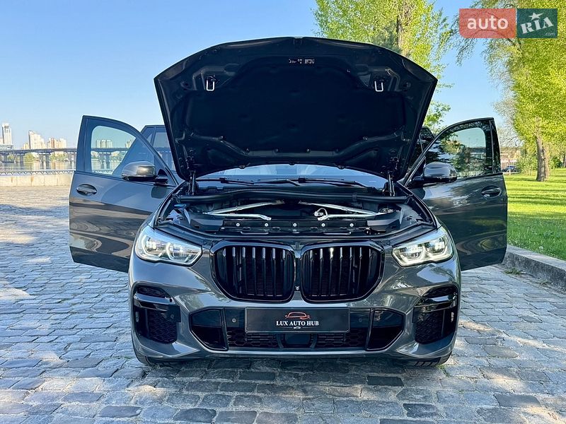 Внедорожник / Кроссовер BMW X5 2022 в Киеве