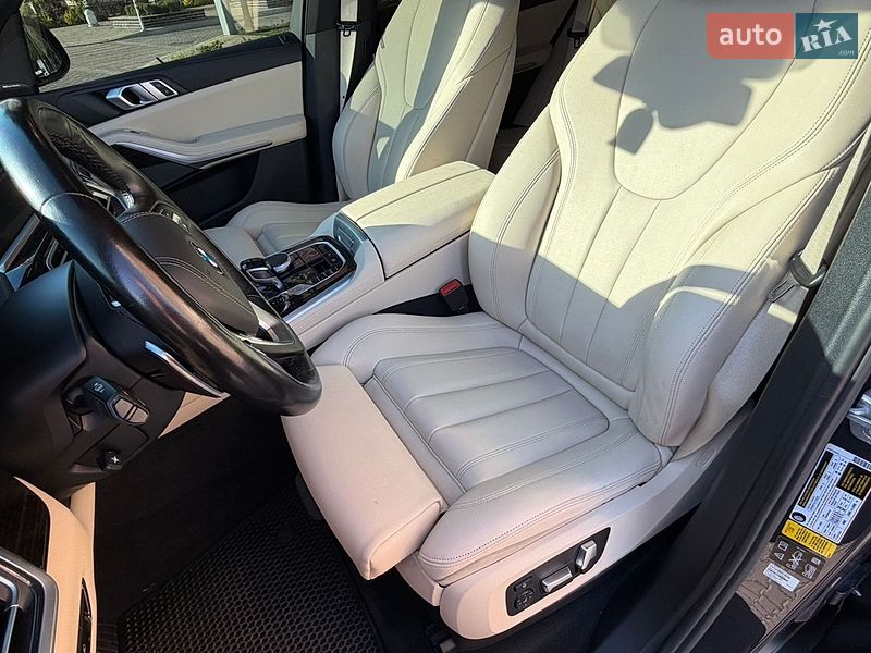 Внедорожник / Кроссовер BMW X5 2019 в Киеве