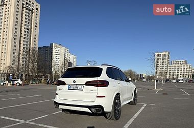 Внедорожник / Кроссовер BMW X5 2019 в Киеве