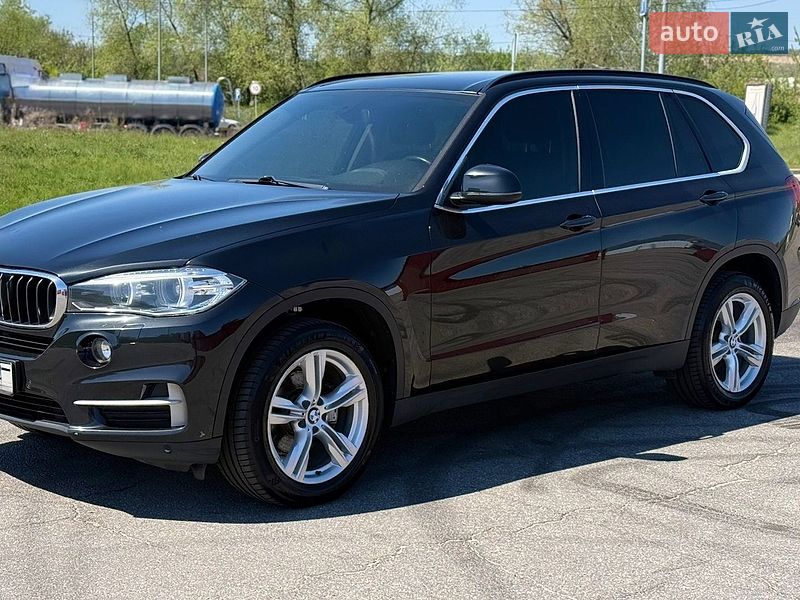 Позашляховик / Кросовер BMW X5 2017 в Києві