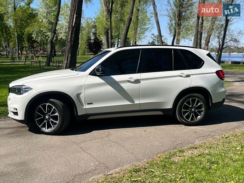 Внедорожник / Кроссовер BMW X5 2016 в Киеве