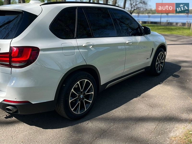Внедорожник / Кроссовер BMW X5 2016 в Киеве