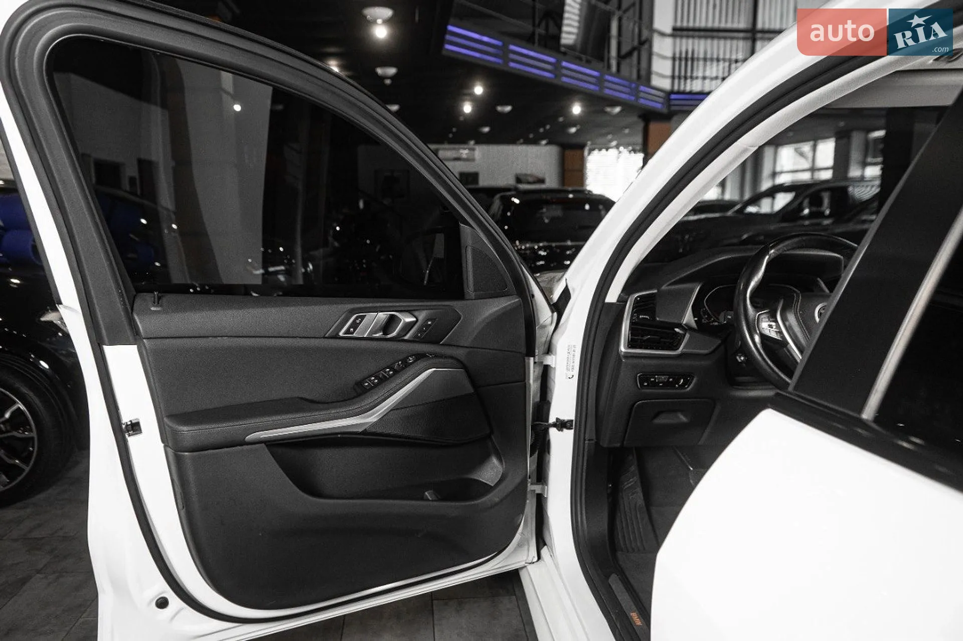 2021 BMW X5 - мініатюра 56