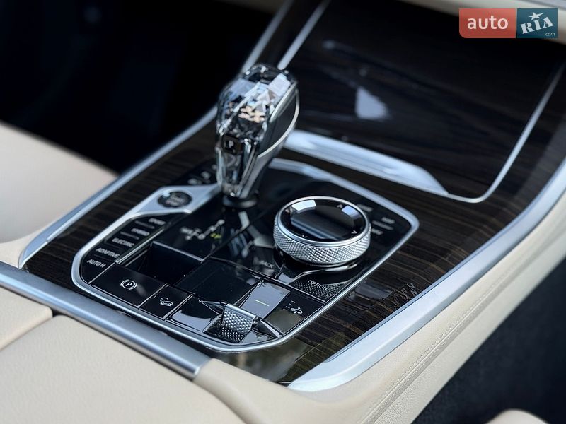 Внедорожник / Кроссовер BMW X5 2021 в Киеве