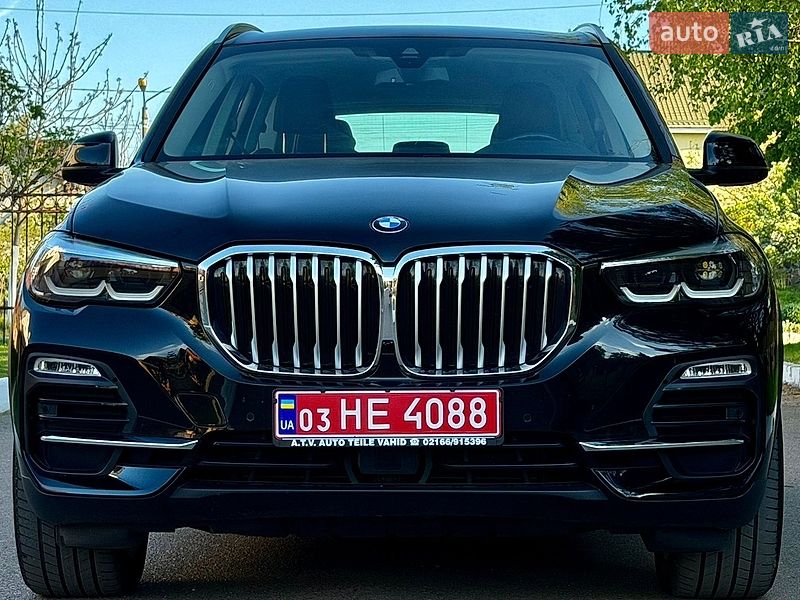 Внедорожник / Кроссовер BMW X5 2021 в Ровно