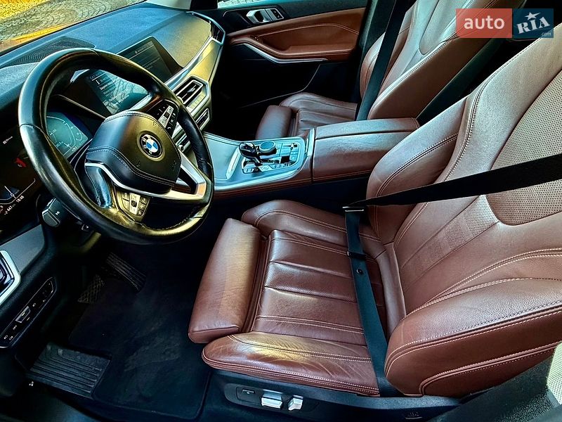 Внедорожник / Кроссовер BMW X5 2021 в Ровно