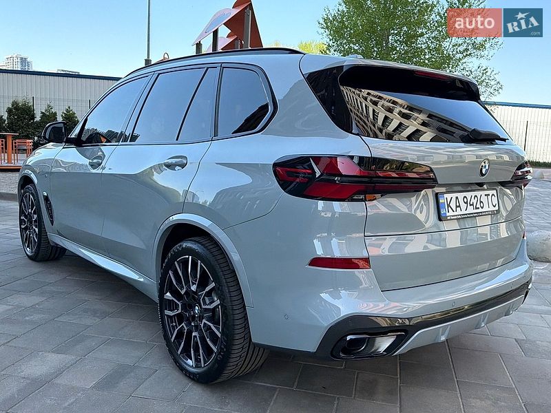 Внедорожник / Кроссовер BMW X5 2024 в Киеве