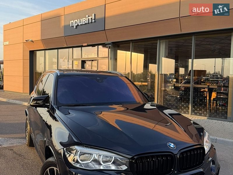 Внедорожник / Кроссовер BMW X5 2017 в Днепре