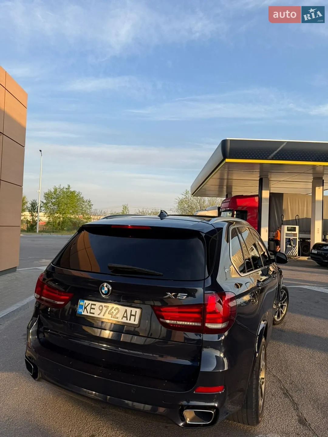 2017 BMW X5 - мініатюра 14