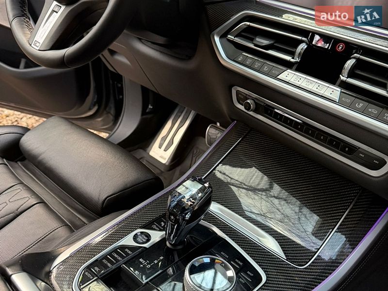 Внедорожник / Кроссовер BMW X5 2021 в Буче