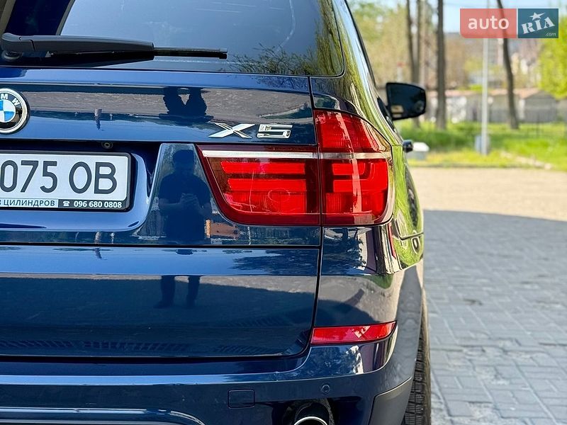 Внедорожник / Кроссовер BMW X5 2010 в Днепре