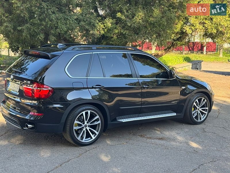 Внедорожник / Кроссовер BMW X5 2013 в Смеле