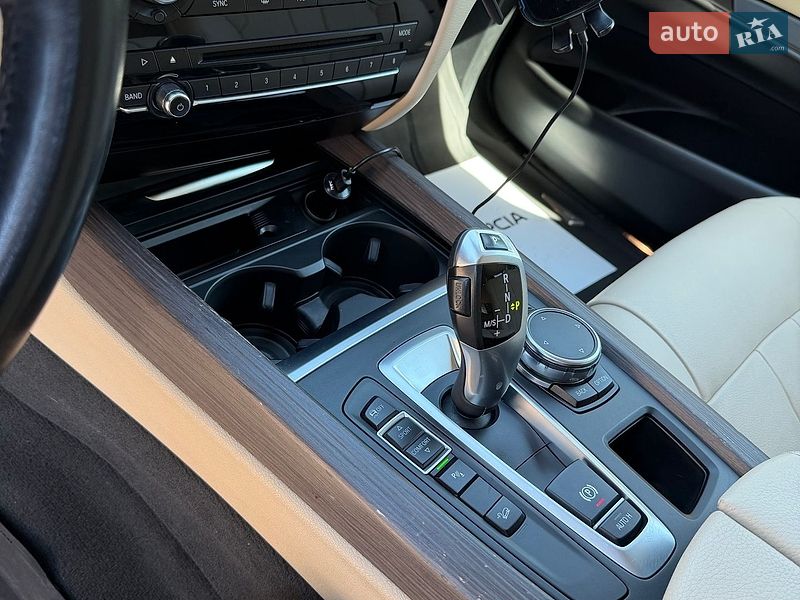 Внедорожник / Кроссовер BMW X5 2016 в Киеве