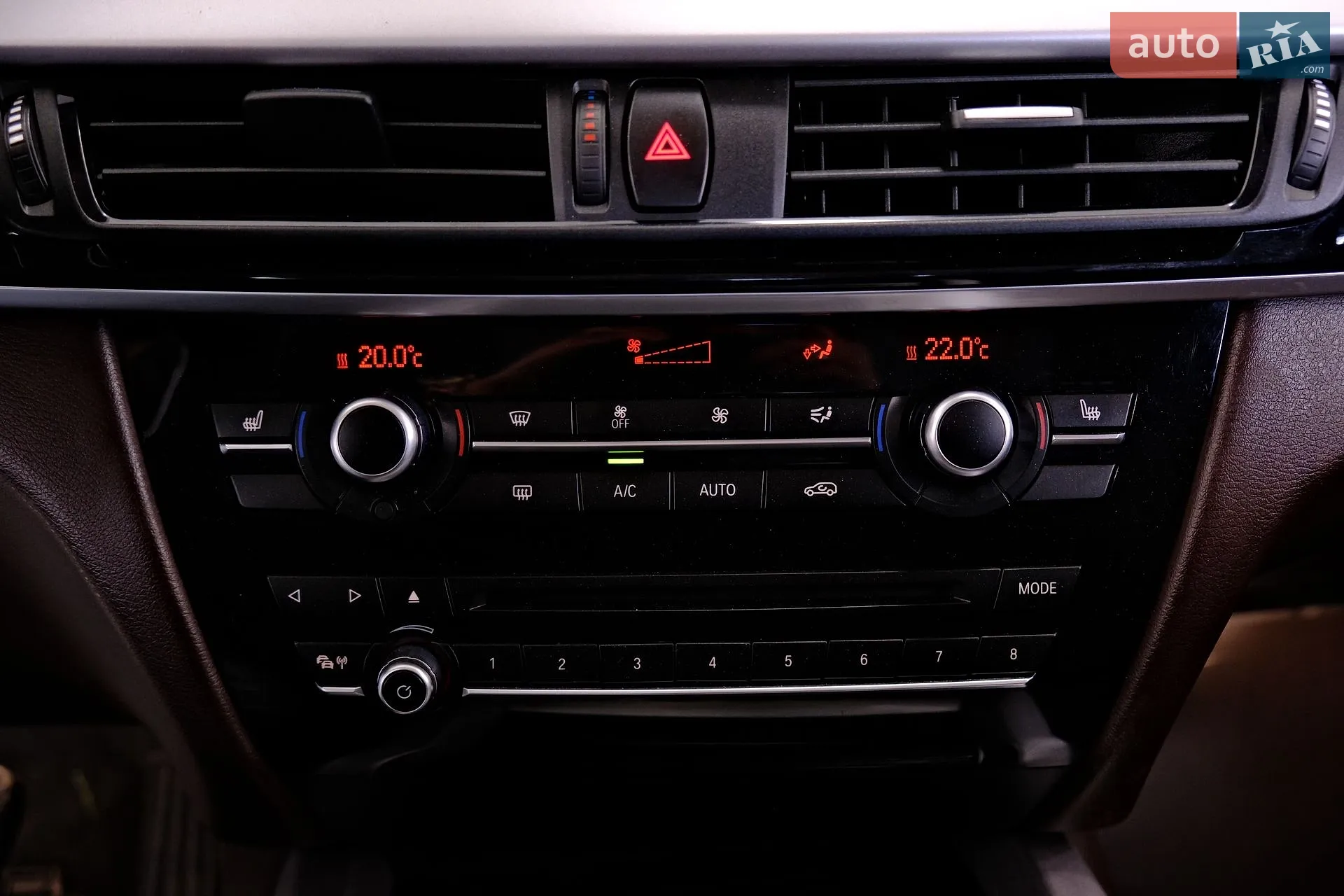 2015 BMW X5 - мініатюра 21