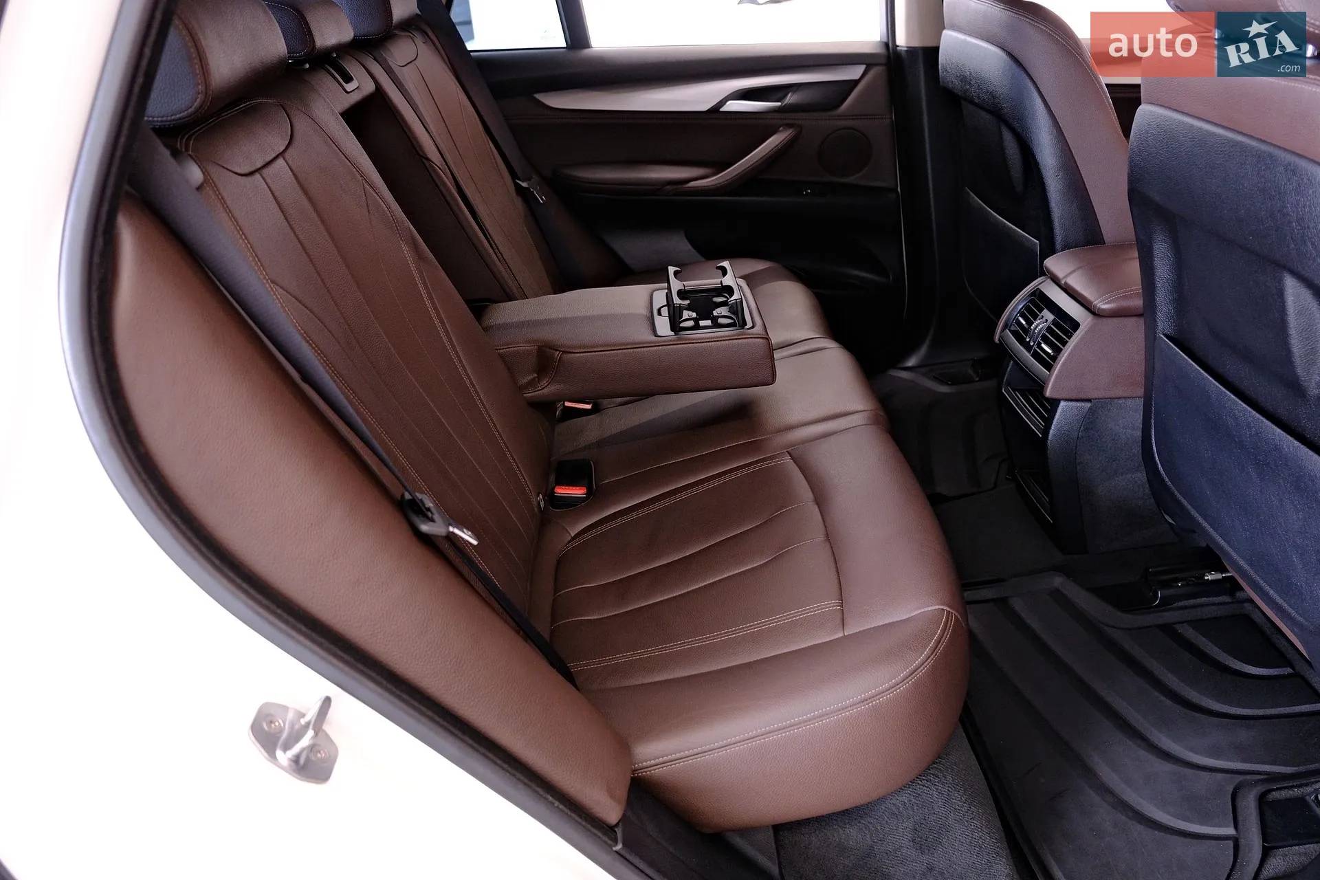 2015 BMW X5 - мініатюра 36
