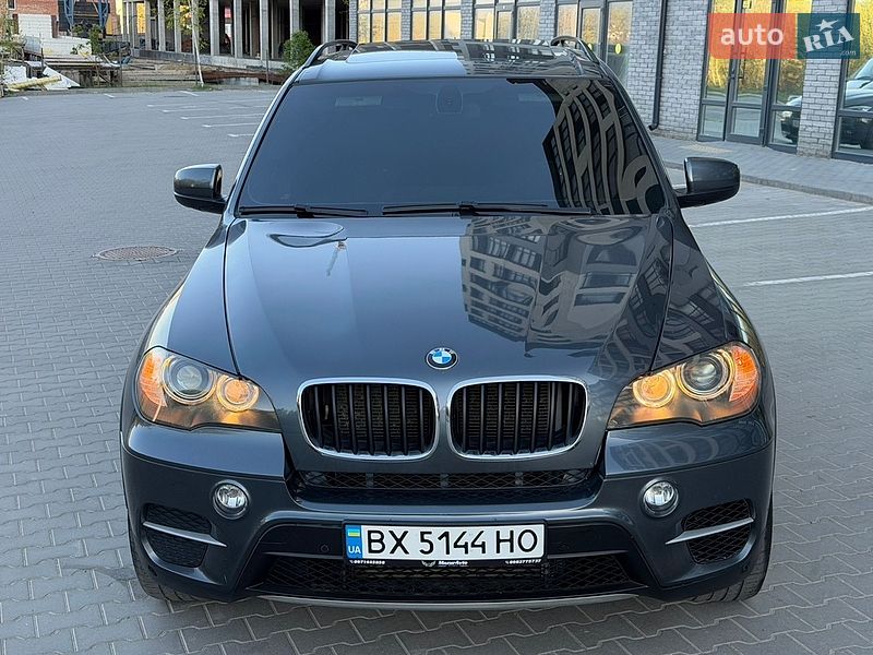 Внедорожник / Кроссовер BMW X5 2012 в Хмельницком