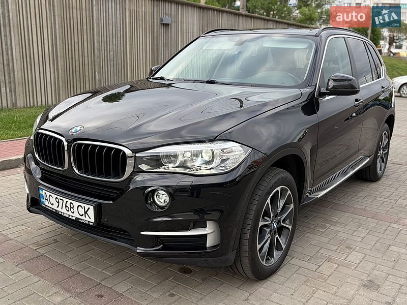 Внедорожник / Кроссовер BMW X5 2016 в Луцке