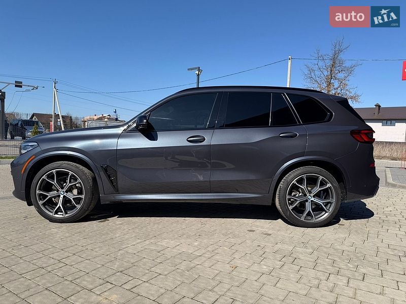 Внедорожник / Кроссовер BMW X5 2019 в Надворной