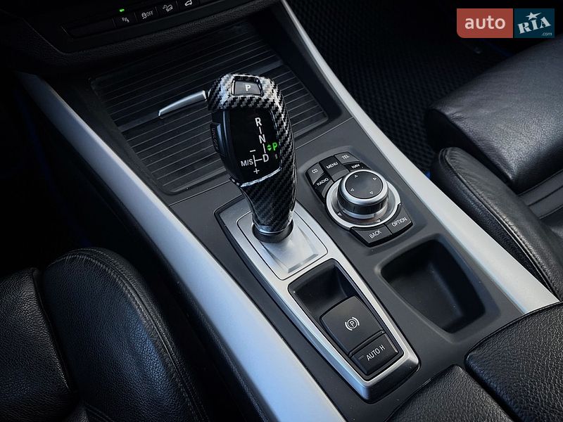 Внедорожник / Кроссовер BMW X5 2010 в Николаеве