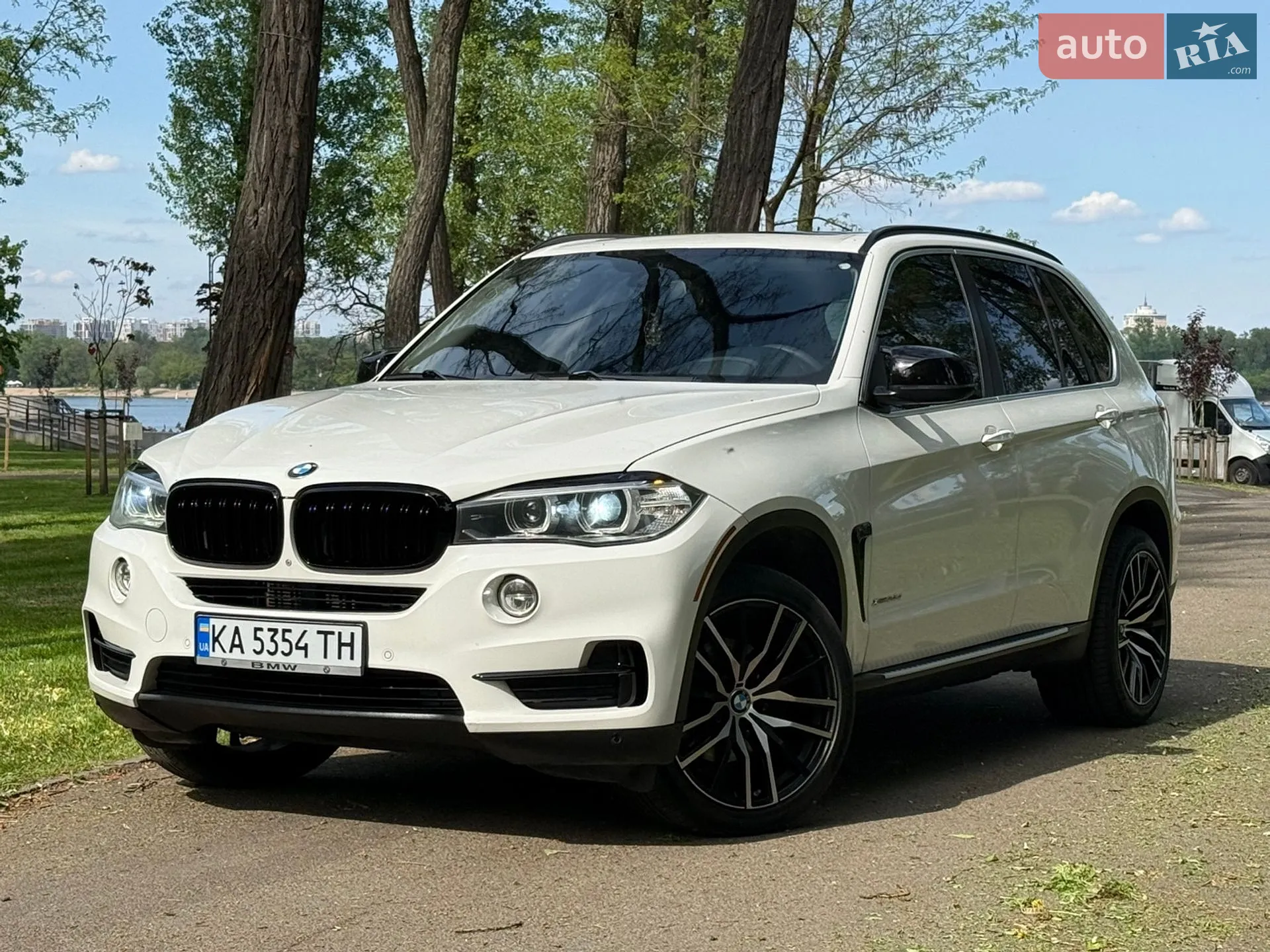 2014 BMW X5 - мініатюра 3