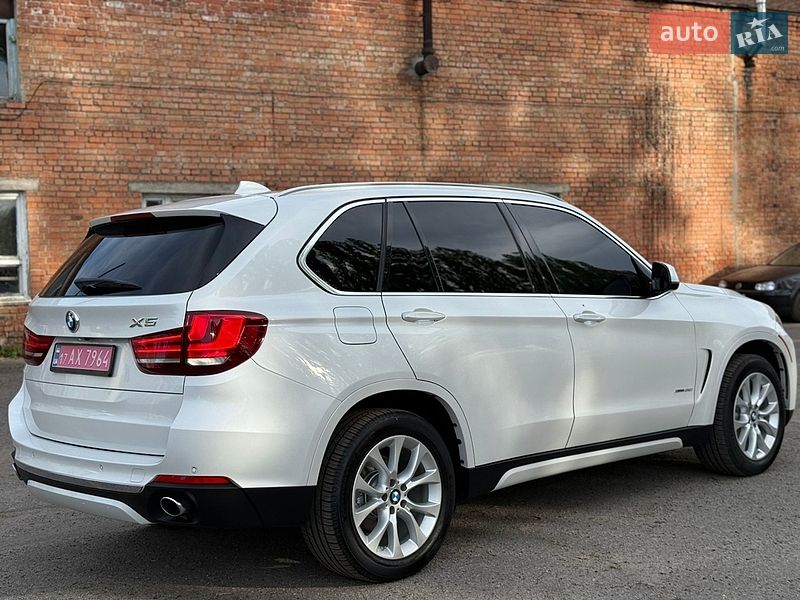 Внедорожник / Кроссовер BMW X5 2015 в Лубнах