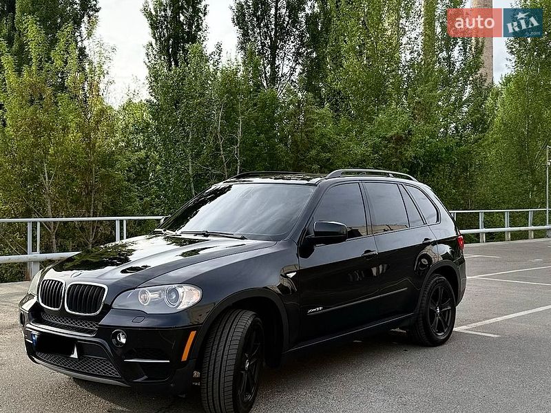 Внедорожник / Кроссовер BMW X5 2010 в Киеве