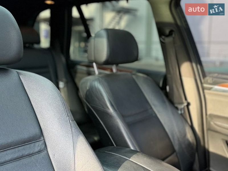 Внедорожник / Кроссовер BMW X5 2010 в Киеве