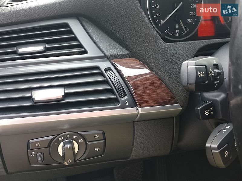 Внедорожник / Кроссовер BMW X5 2007 в Киеве