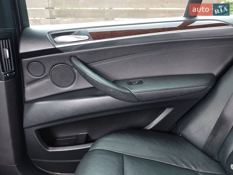 Внедорожник / Кроссовер BMW X5 2007 в Киеве