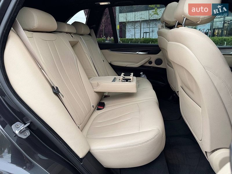 Внедорожник / Кроссовер BMW X5 2016 в Киеве