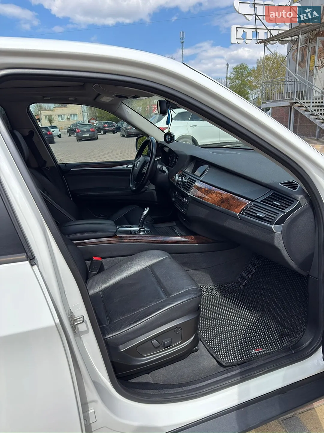 2010 BMW X5 - мініатюра 20